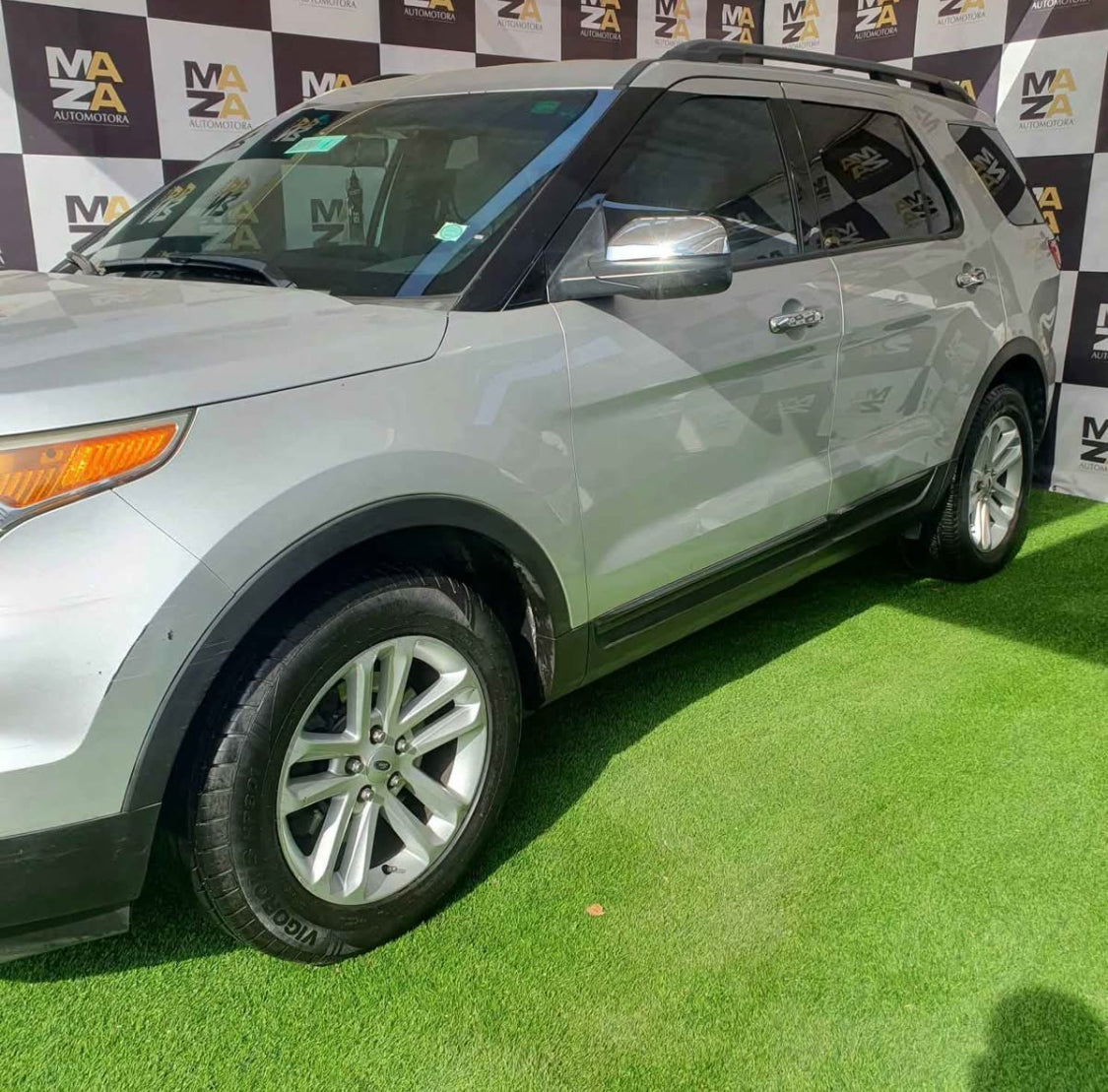 2015 Ford Explorer