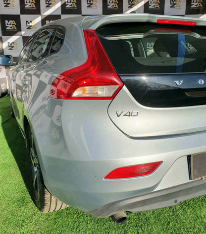 2017 Volvo V40 T3